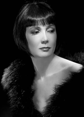 Soubor:AZEMA Sabine H-24x30-1996 crop.jpg