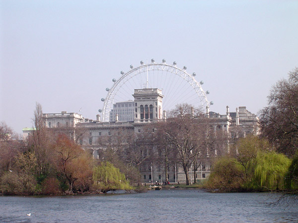 Soubor:St james park east.jpg