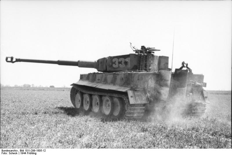Soubor:Bundesarchiv Bild 101I-299-1805-12, Nordfrankreich, Panzer VI (Tiger I).jpg
