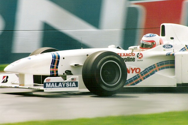 Soubor:Stewart gp barrichello 1997.jpg