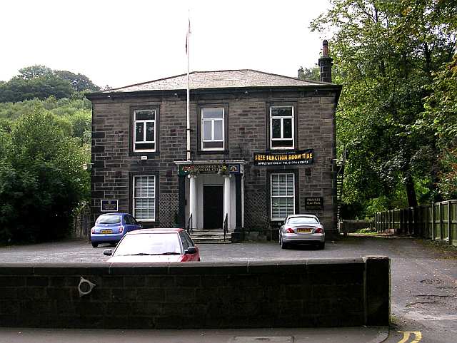 Soubor:Working Men's Social Club - Halifax Road - geograph.org.uk - 540332.jpg