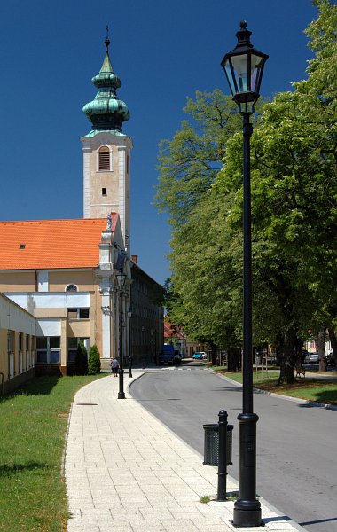 Soubor:Skalica trinity church 02.jpg