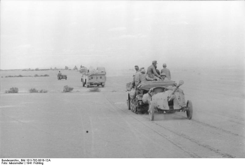 Soubor:Bundesarchiv Bild 101I-782-0018-12A, Nordafrika, Zugkraftwagen mit Pak.jpg