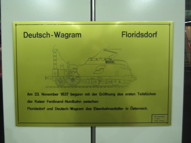 Soubor:Erinnerungsplatte.Floridsdorf.Deutsch-Wagram.jpg