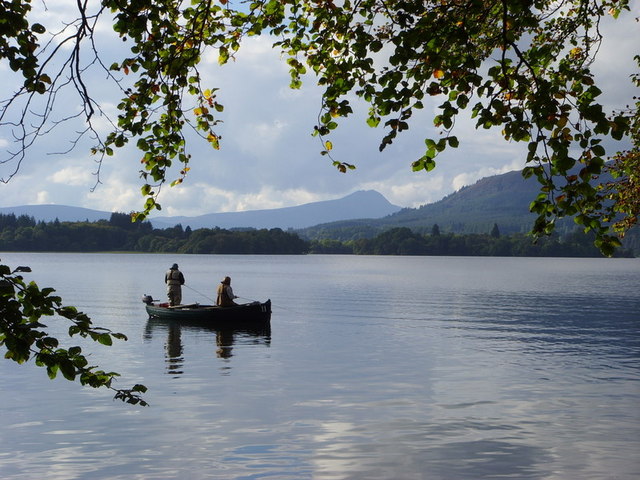 Soubor:Fishermen, Lake of Menteith - geograph.org.uk - 606214.jpg