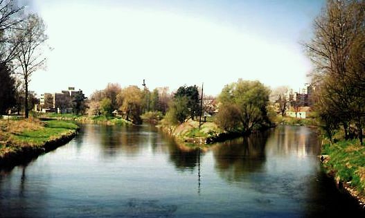 Soubor:Veselí nad Lužnicí-soutok.jpg