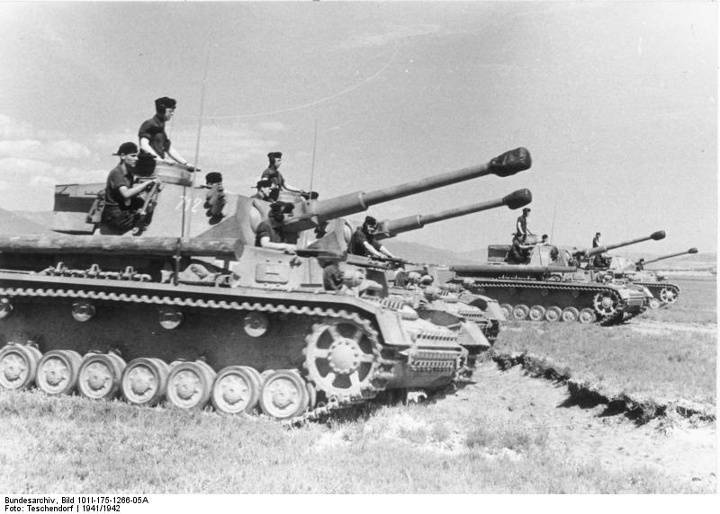 Soubor:Bundesarchiv Bild 101I-175-1266-05A, Griechenland, Panzer IV.jpg