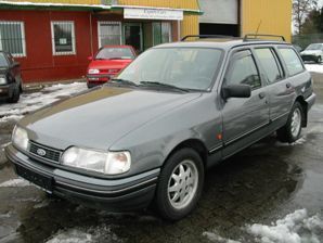 Soubor:Ford Sierra Kombi.jpg