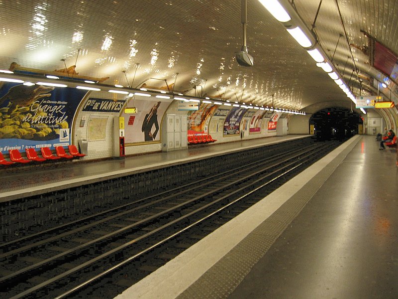 Soubor:Paris Metro Porte de Vanves.jpg