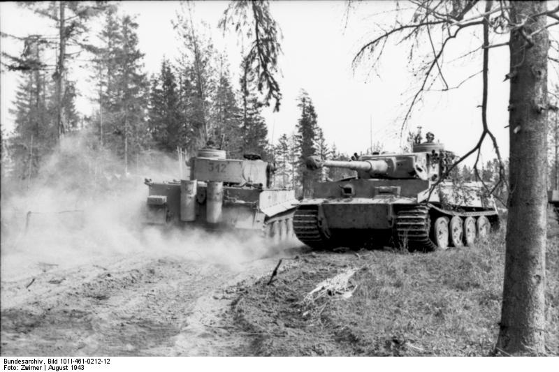 Soubor:Bundesarchiv Bild 101I-461-0212-12, Russland, Panzer VI (Tiger I).jpg