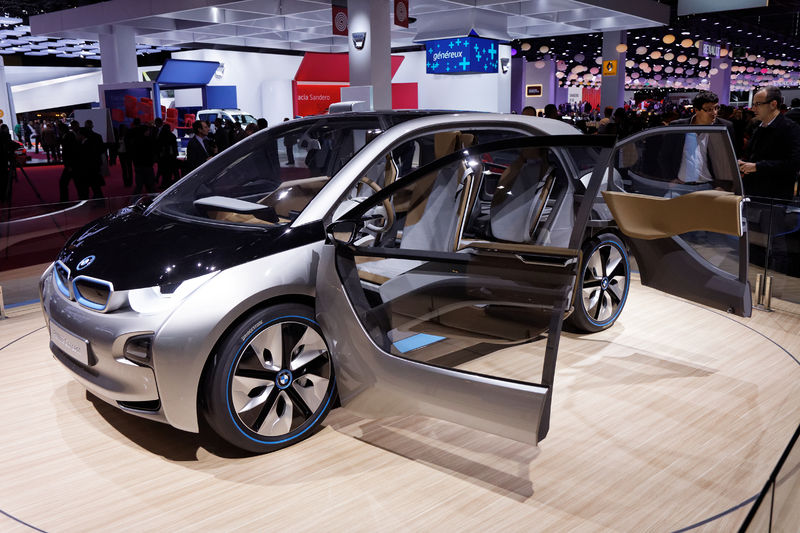 Soubor:BMW I3 Concept - Mondial de l'Automobile de Paris 2012 - 002.jpg