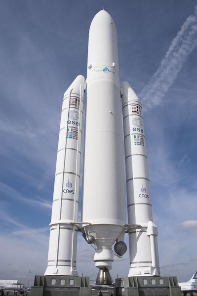 Soubor:Ariane 5 Le Bourget FRA 001.jpg
