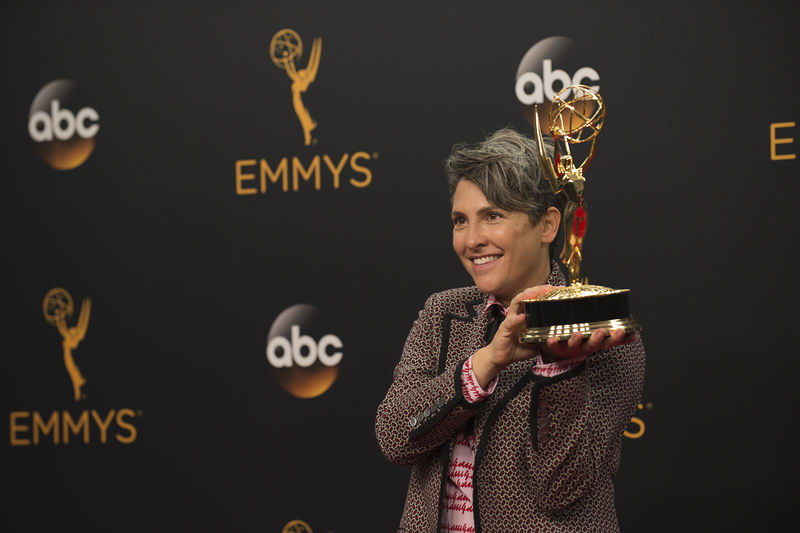 Soubor:68th Emmy Awards Flickr02p09.jpg