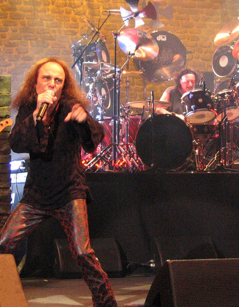 Soubor:Ronnie James Dio HAH Katowice.jpg