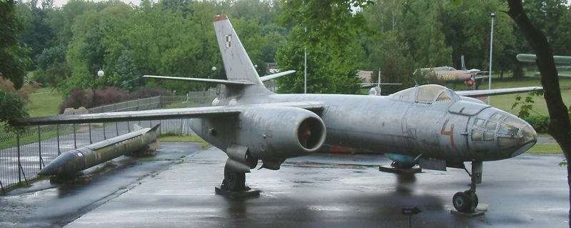 Soubor:Il-28 RB1.jpg