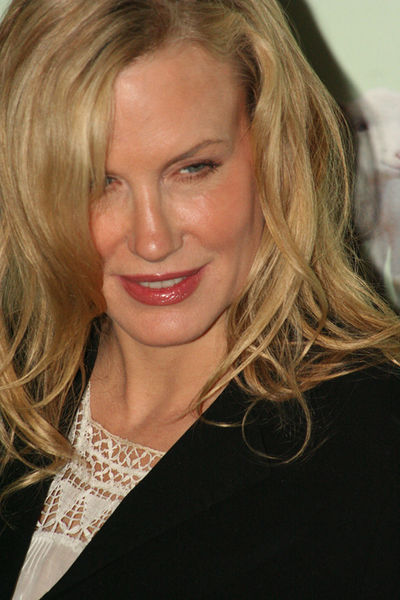 Soubor:Daryl Hannah FarmGala 1.jpg