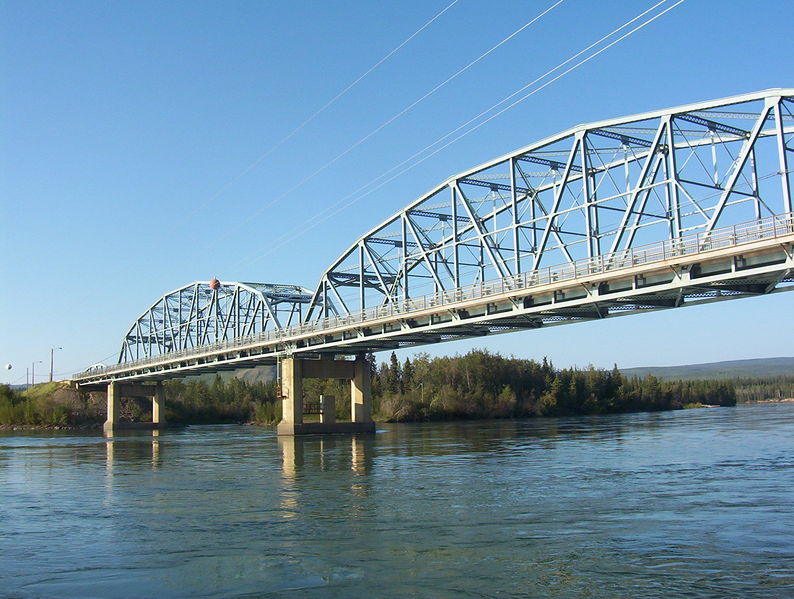 Soubor:Carmacs-bridge across Yukon River.JPG