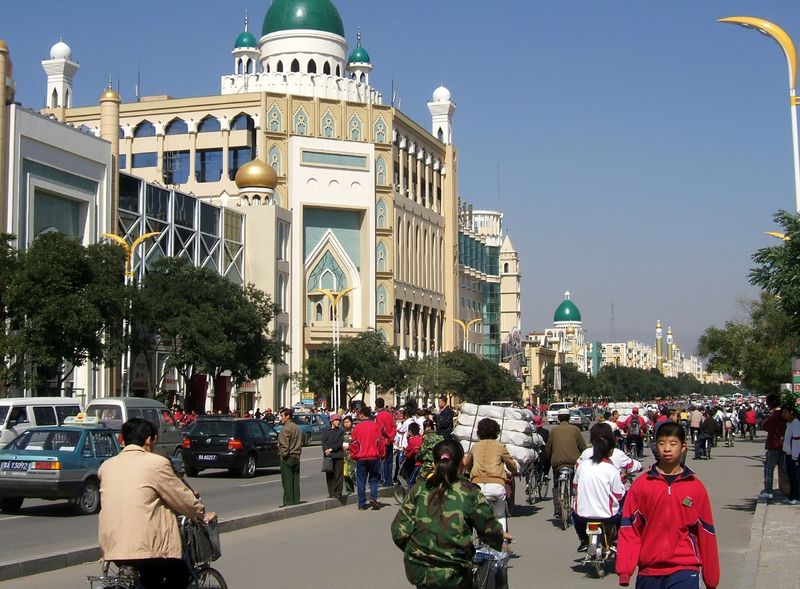 Soubor:Hohhot Muslim Quarter.jpg