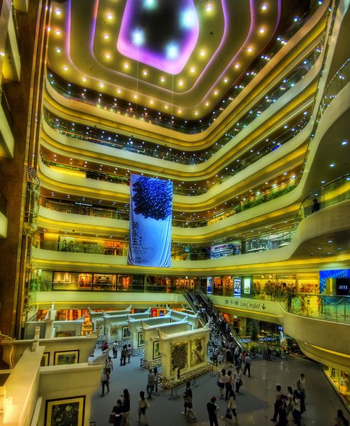 Soubor:A tiny Mall in Hong Kong FLICKR.jpg
