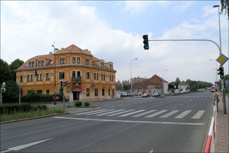 Soubor:Praha Ruzyne - Evropska (cross Libocka).jpg