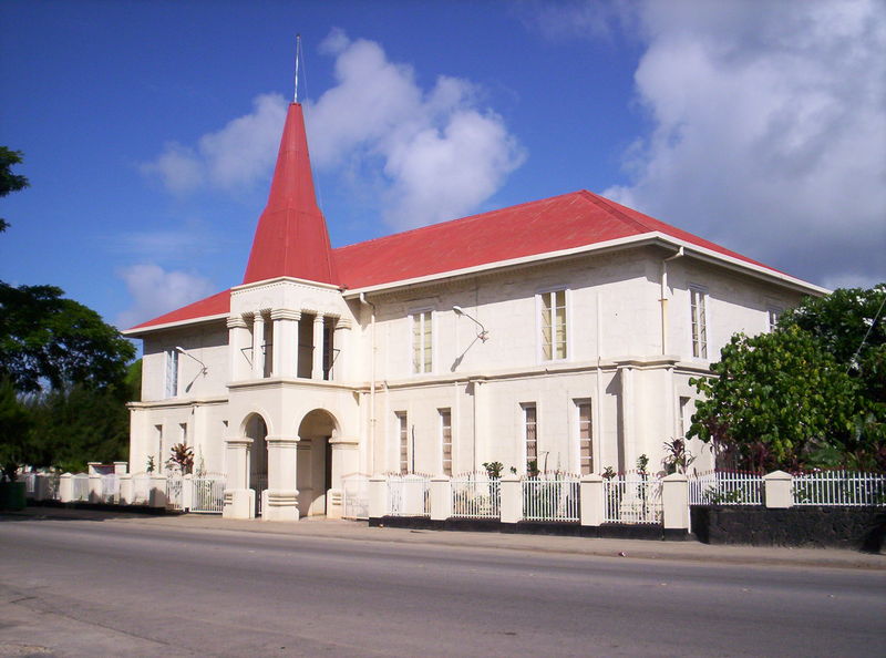 Soubor:Parliament Nuku'alofa.jpg