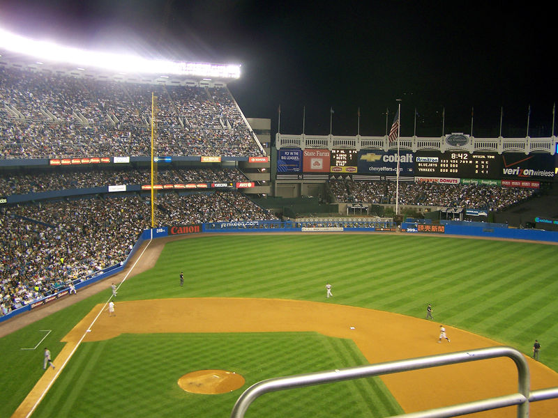 Soubor:Yankee Stadium (29 September 2007).jpg