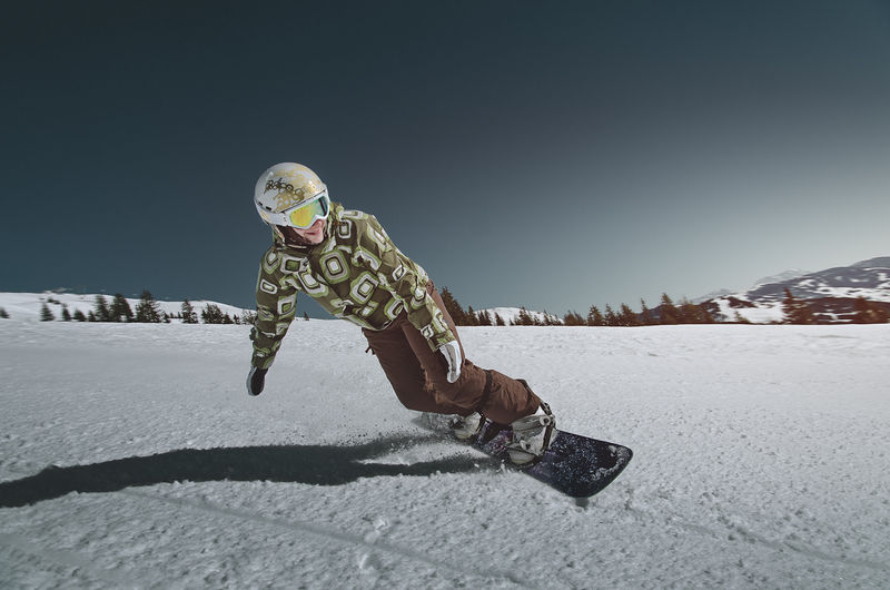Soubor:Snowboard 1-March-2013-Flickr.jpg