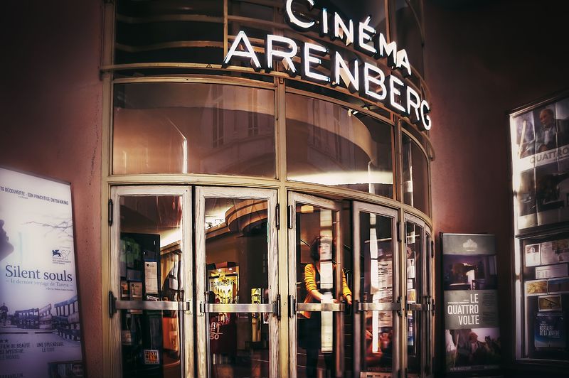 Soubor:Brussel Cinema Arenberg Flickr.jpg
