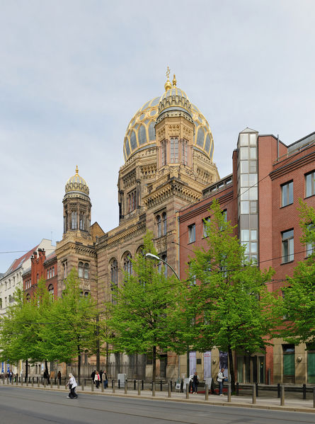 Soubor:Berlin - Neue Synagoge1.jpg