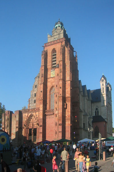 Soubor:Wetzlar Dom 2003.jpg