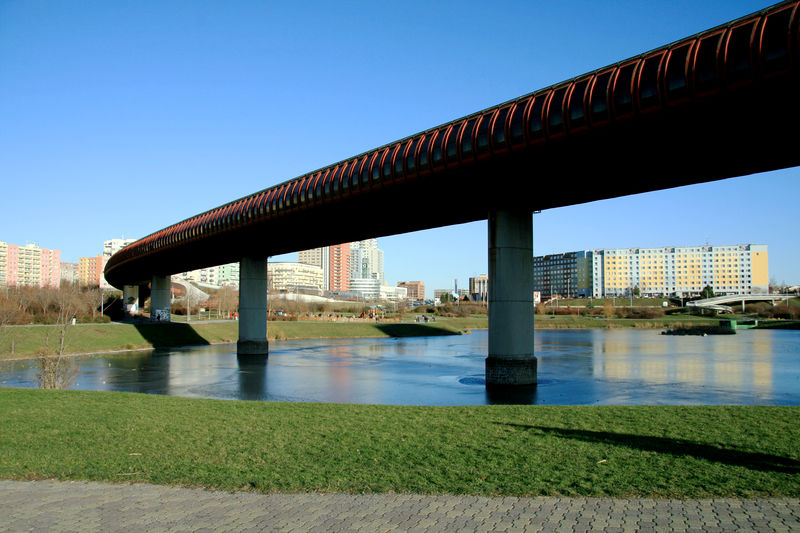 Soubor:Praha Stodůlky most metro 3.jpg