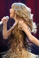 Taylor Swift-Speak Now Tour-EvaRinaldi-2012-35.jpg