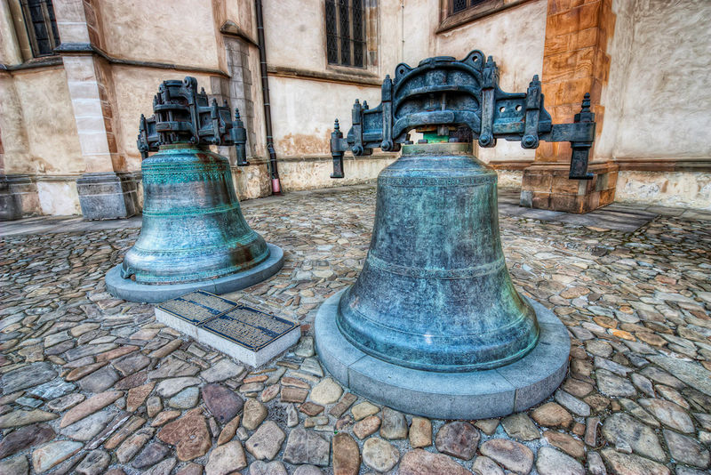 Soubor:Bells in Bardejov-theodevil.jpg