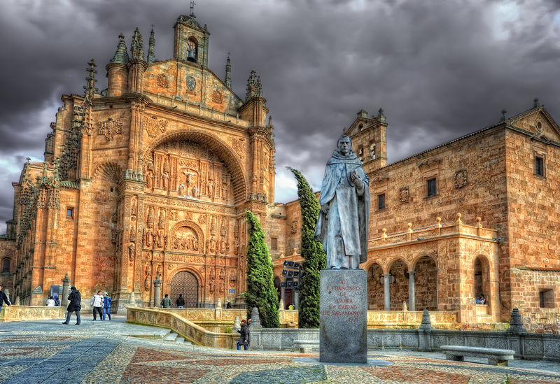 Soubor:Covent of Saint Esteban-Convento de San Esteban, Salamanca (Spain) HDR-Flickr.jpg