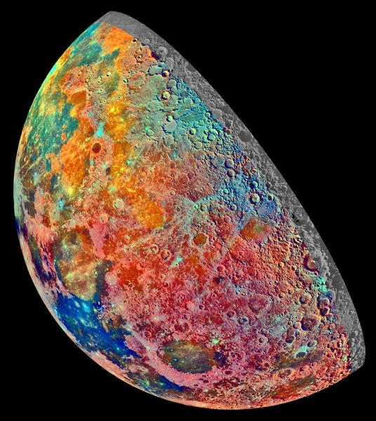 Soubor:Moon Crescent - False Color Mosaic.jpg