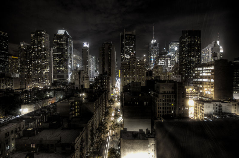 Soubor:New York City at night HDR.jpg
