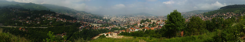 Soubor:Sarajevo, panorama z pevnosti.jpg