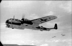 Bundesarchiv Bild 101I-341-0489-10A, Frankreich, Flugzeug Dornier Do 17 Z.jpg