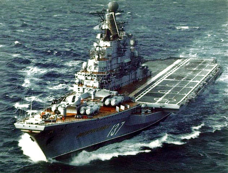 Soubor:Novorossijsk Kiev-class 1986.jpg
