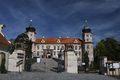Schloss Mníšek pod Brdy (Mnischek)-September-1-2018-Flickr.jpg