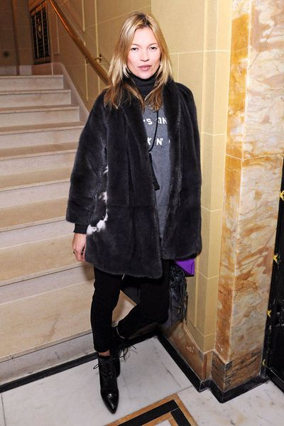 Soubor:Kate Moss furry up coat by Fashion Pills.jpg
