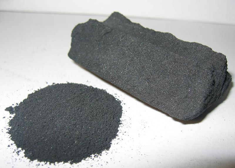 Soubor:Activated Carbon.jpg
