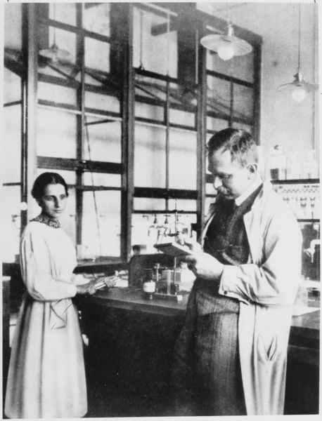 Soubor:Otto Hahn und Lise Meitner.jpg