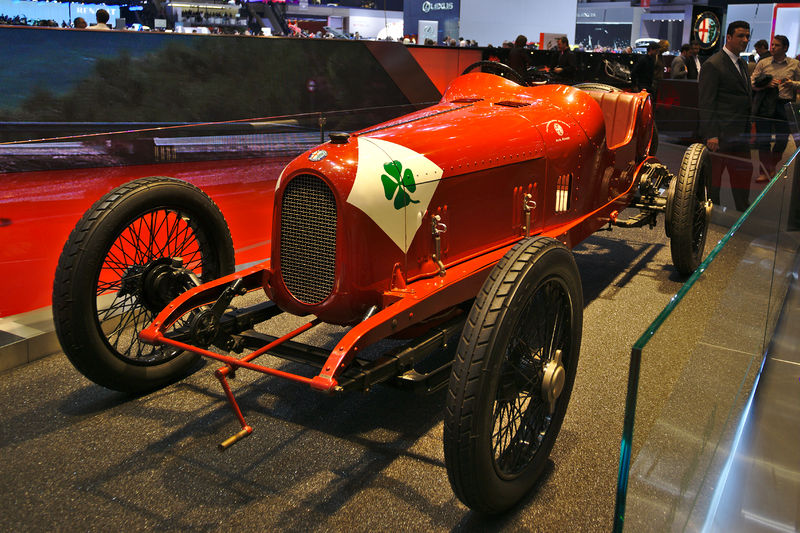 Soubor:Salon de l'auto de Genève 2014 - 20140305 - Alfa Romeo 9.jpg