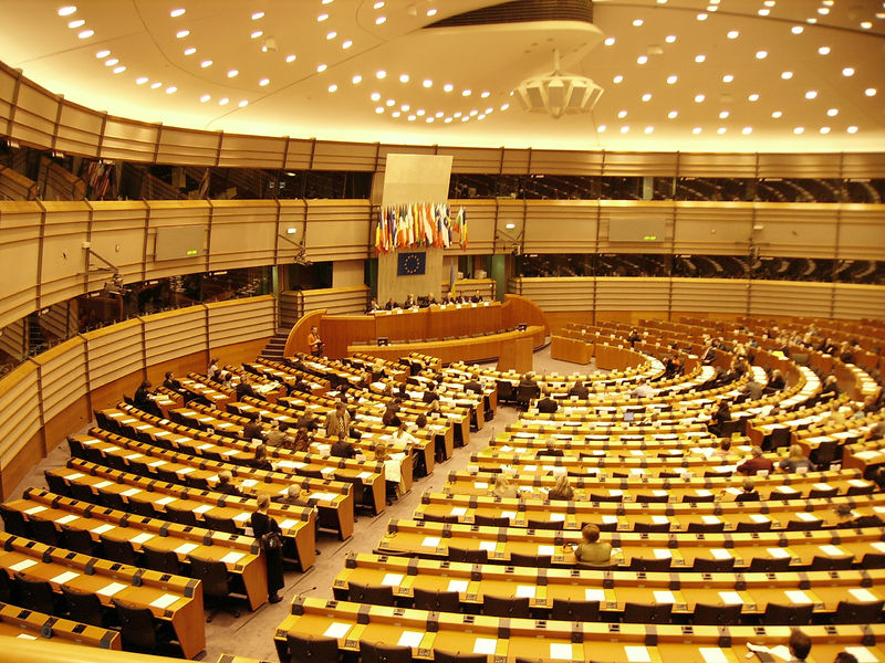 Soubor:European-parliament-brussels-inside.JPG