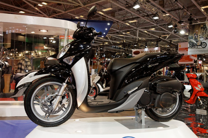 Soubor:Paris - Salon de la moto 2011 - MBK - Oceo - 001.jpg