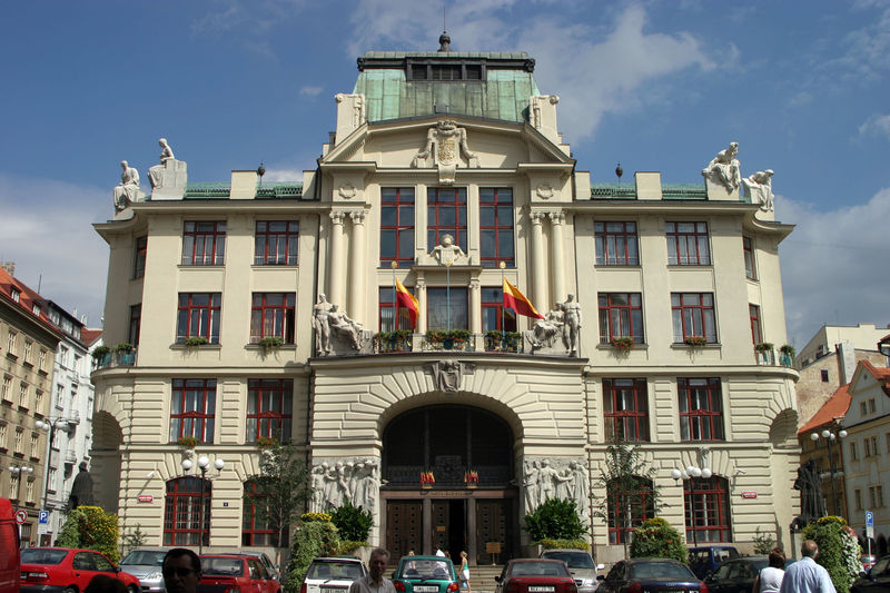 Soubor:Prague mayor office.jpg