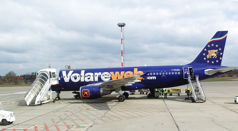 Soubor:VolareWeb Airbus A320 (I-VLEA).jpg