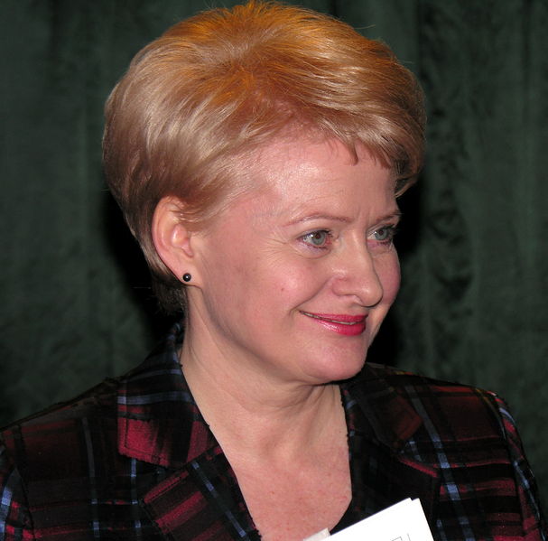 Soubor:Dalia Grybauskaite Mazeikiuose.2009-04-29.jpg