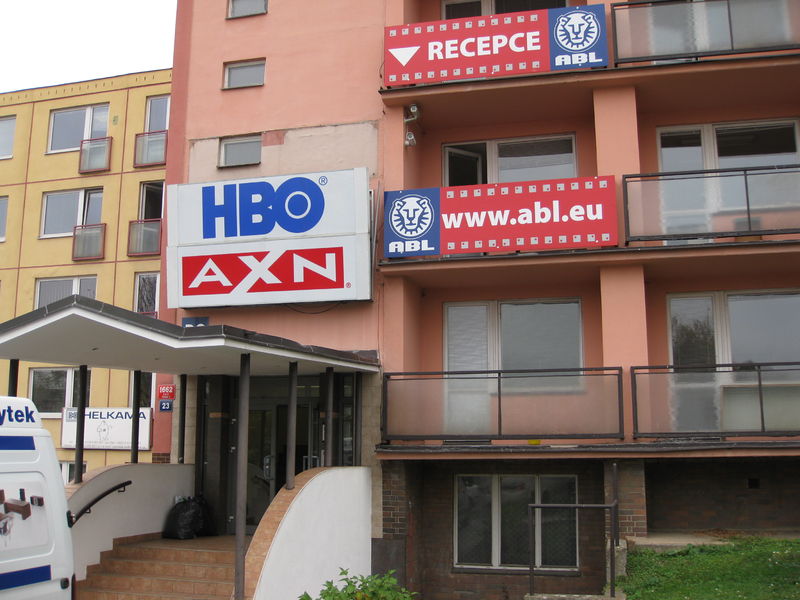 Soubor:HBO CzechRepublic residence.JPG